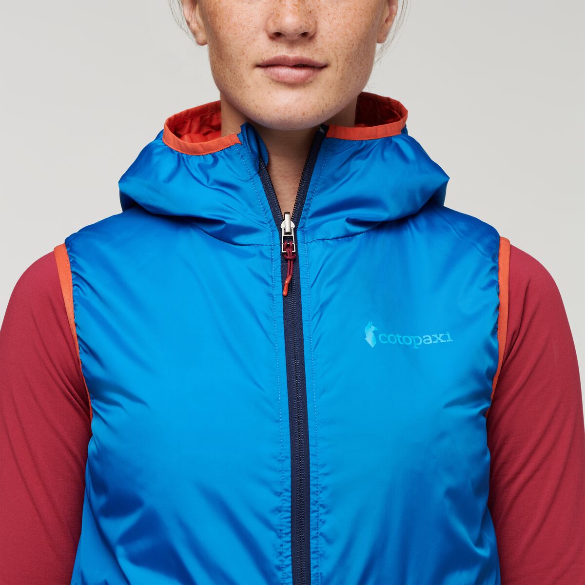 Teca Cálido Reversible Hooded Vest - Women's - Image 23