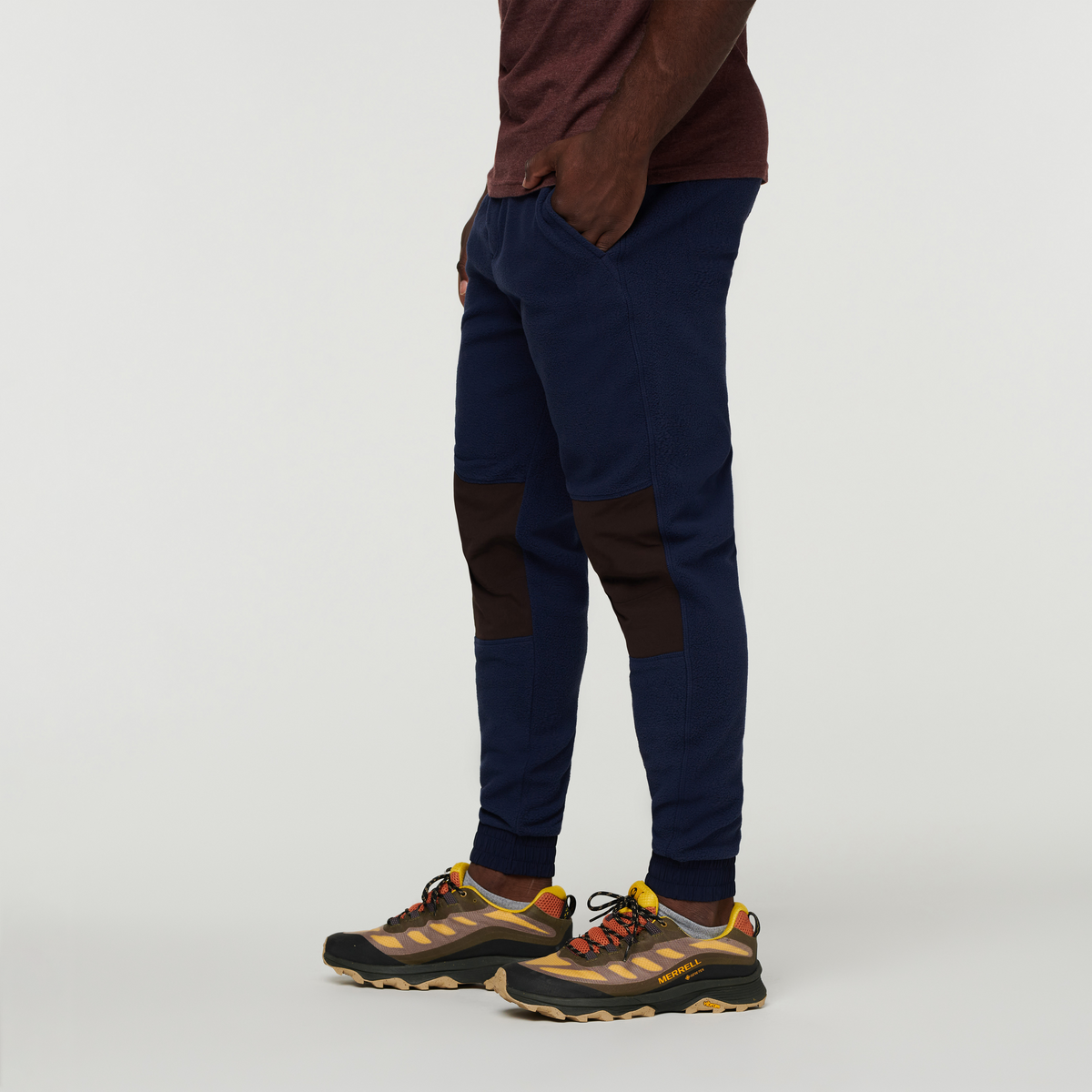 Abrazo Fleece Jogger - Men's - Image 3