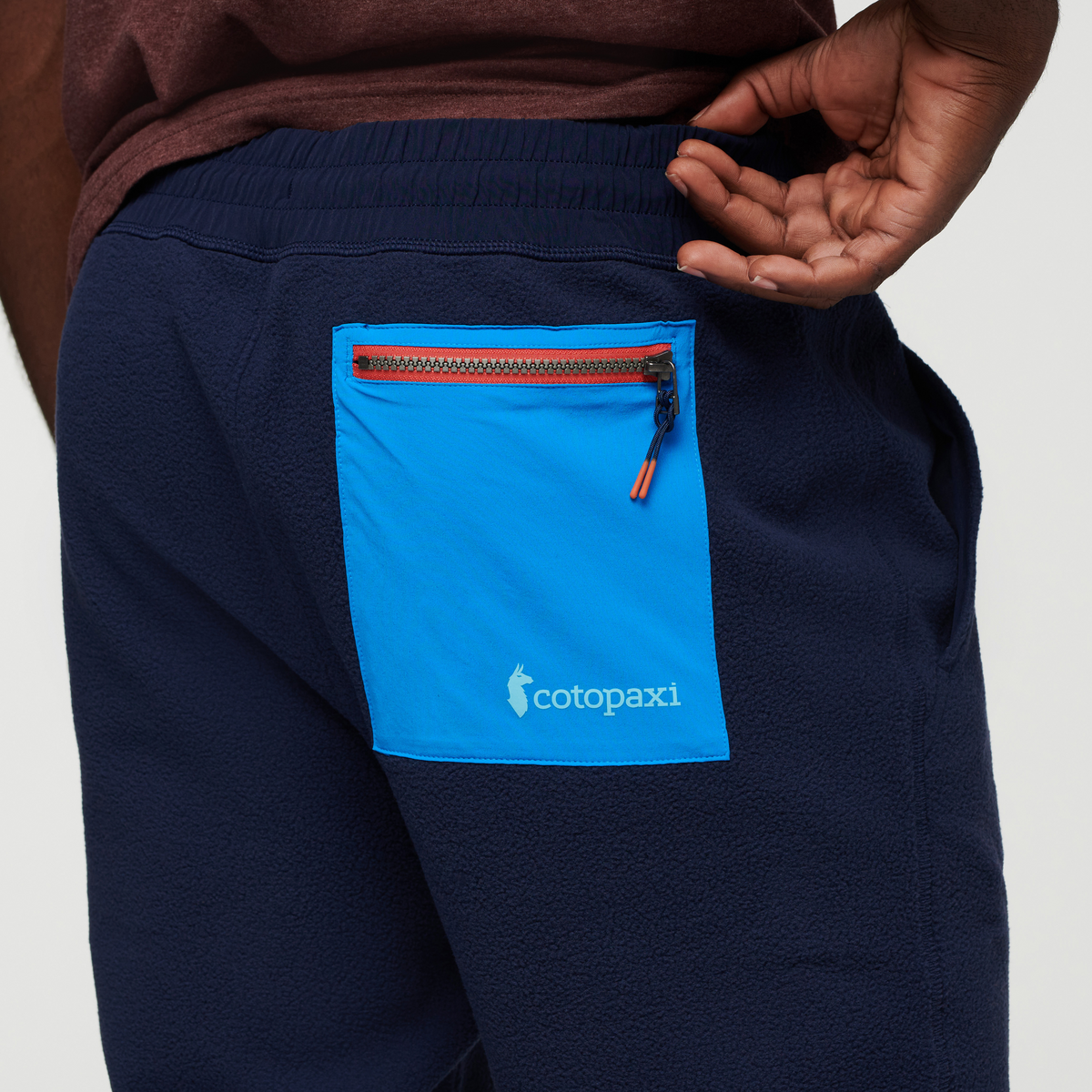 Abrazo Fleece Jogger - Men's - Image 6