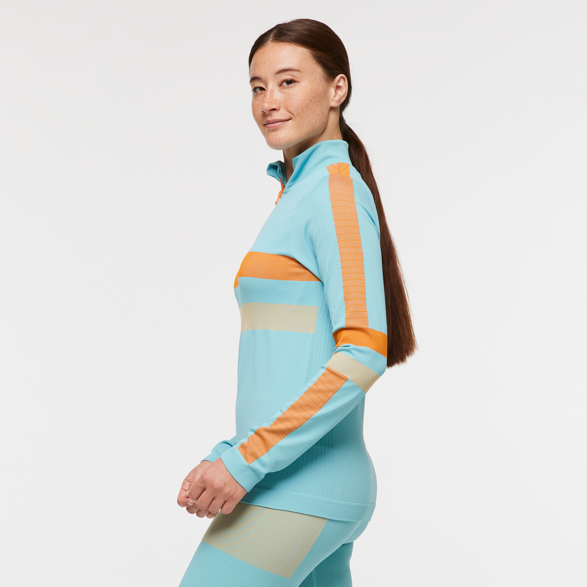 Debajo Seamless Baselayer Quarter-Zip - Women's - Image 3