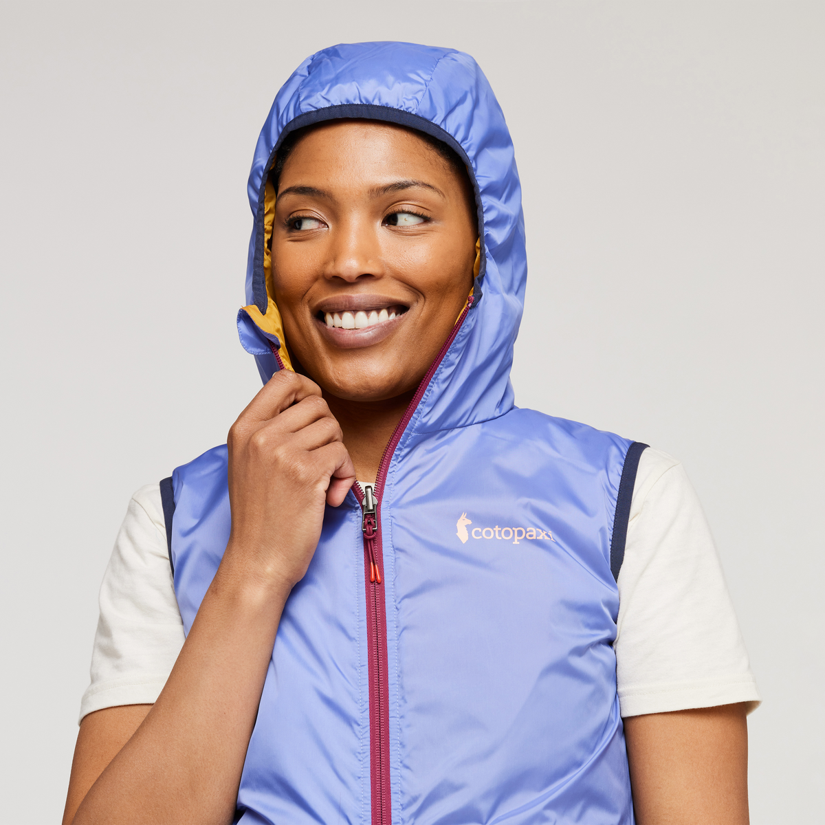 Teca Cálido Reversible Hooded Vest - Women's - Image 7
