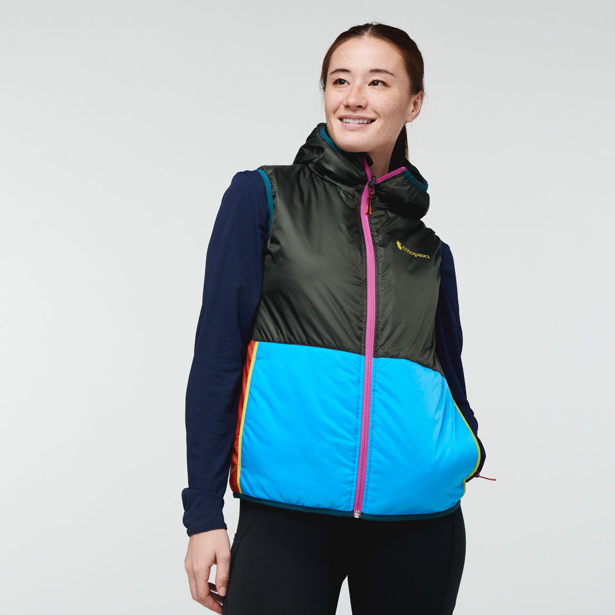 Teca Cálido Hooded Vest - Women's - Image 25
