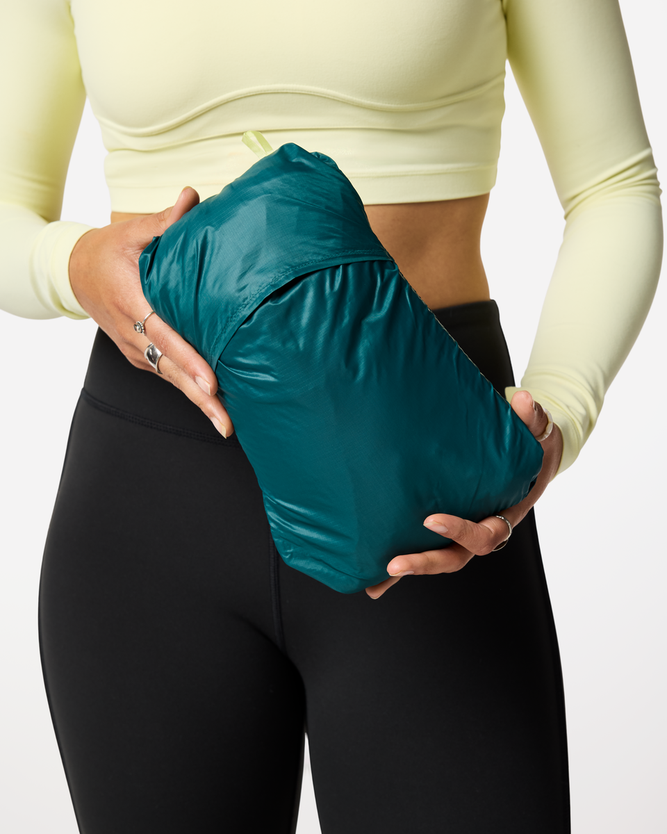 Acodo Hybrid Hooded Jacket - Women's - Image 19